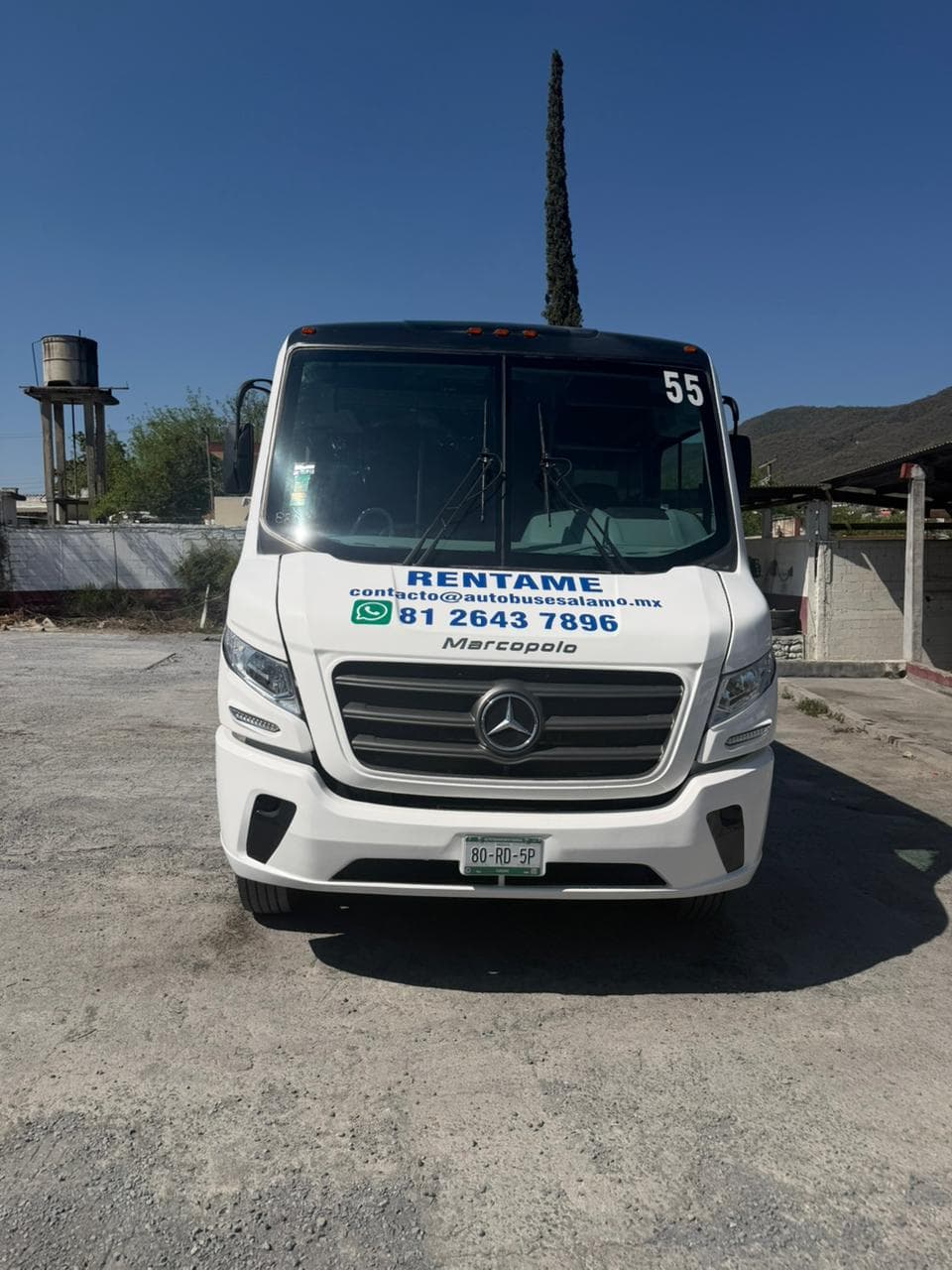 Autobús Estándar — cabina exterior